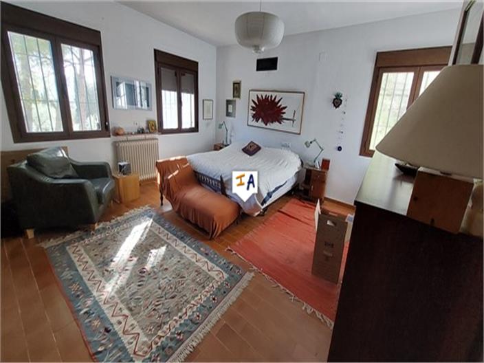 Image No.12-6 Bed Farmhouse for sale