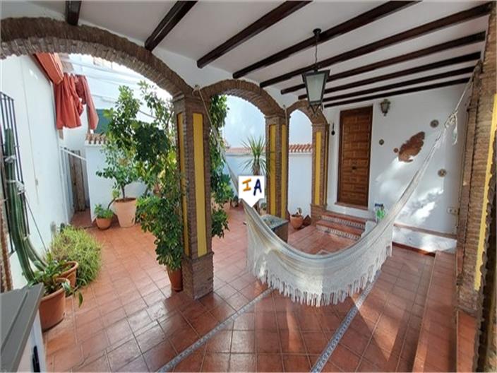 Image No.3-6 Bed Farmhouse for sale