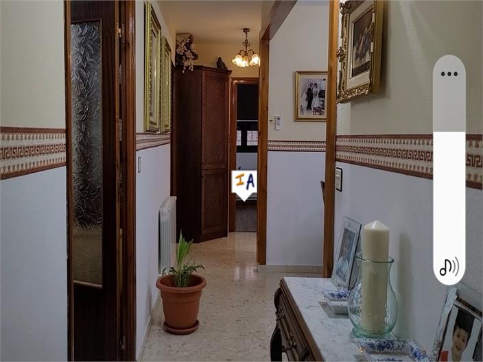 Image No.8-4 Bed Property for sale