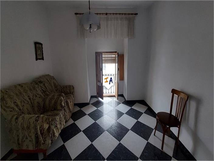 Image No.11-5 Bed House for sale