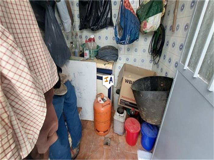 Image No.17-5 Bed House for sale