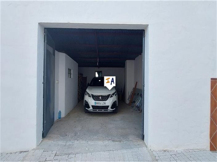 Image No.16-4 Bed House for sale