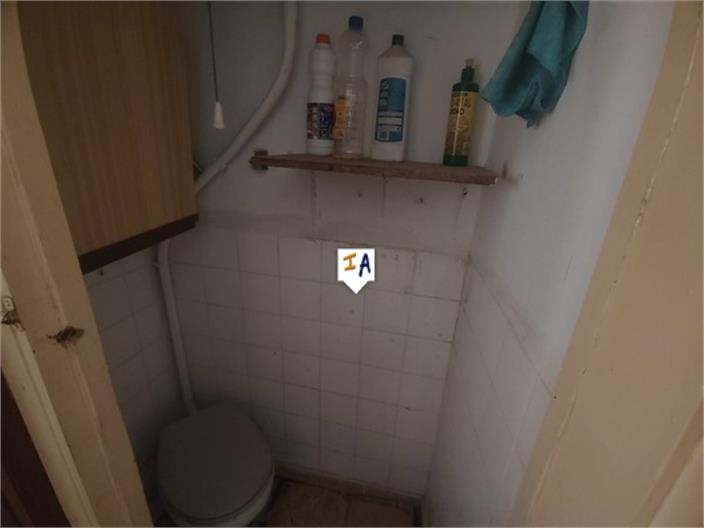 Image No.12-5 Bed House for sale