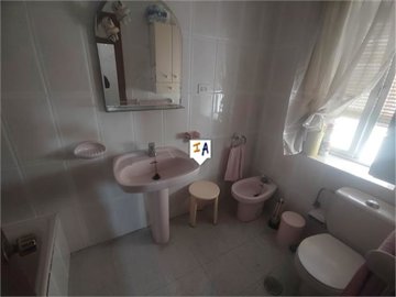 th575812