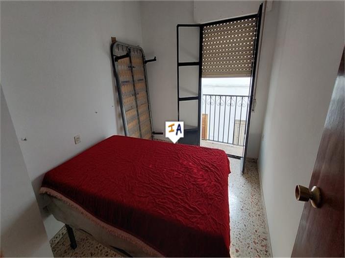 Image No.15-3 Bed House for sale