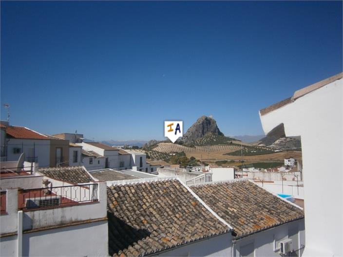 Image No.11-2 Bed House for sale