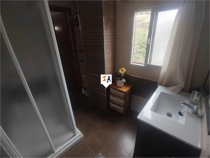 Image No.11-3 Bed House for sale