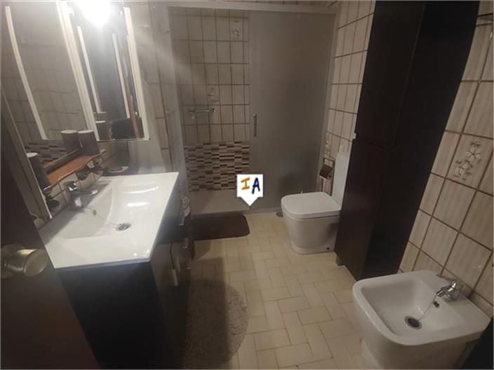 Image No.14-5 Bed House for sale