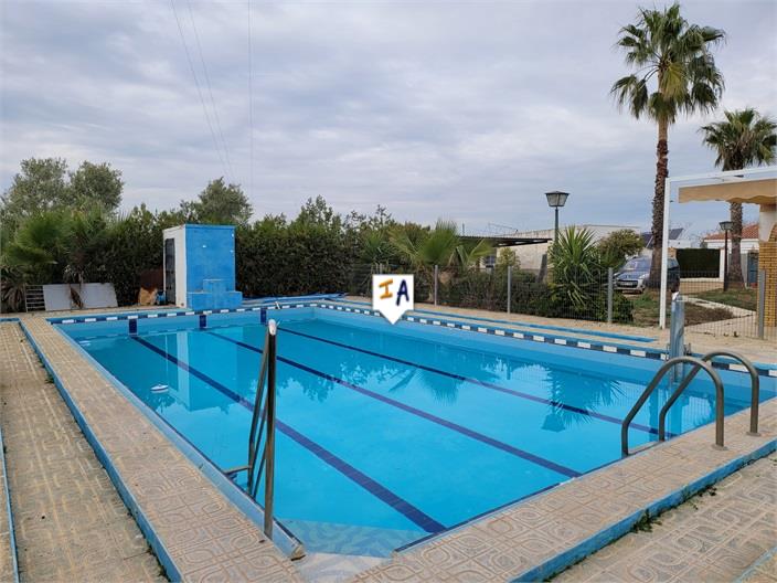 Image No.6-3 Bed House for sale