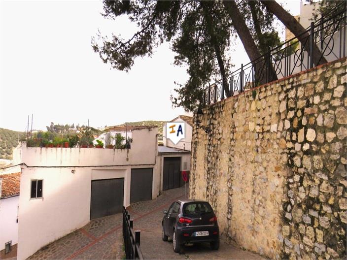 Image No.17-2 Bed House for sale