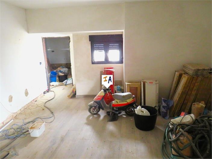 Image No.3-2 Bed House for sale