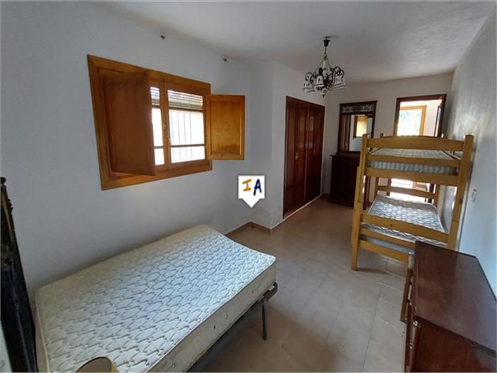 Image No.12-5 Bed Villa for sale