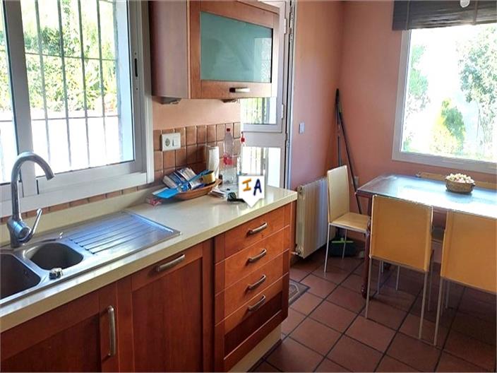 Image No.12-4 Bed House for sale