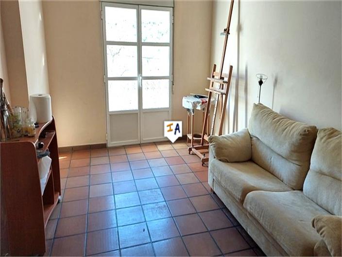 Image No.15-4 Bed House for sale