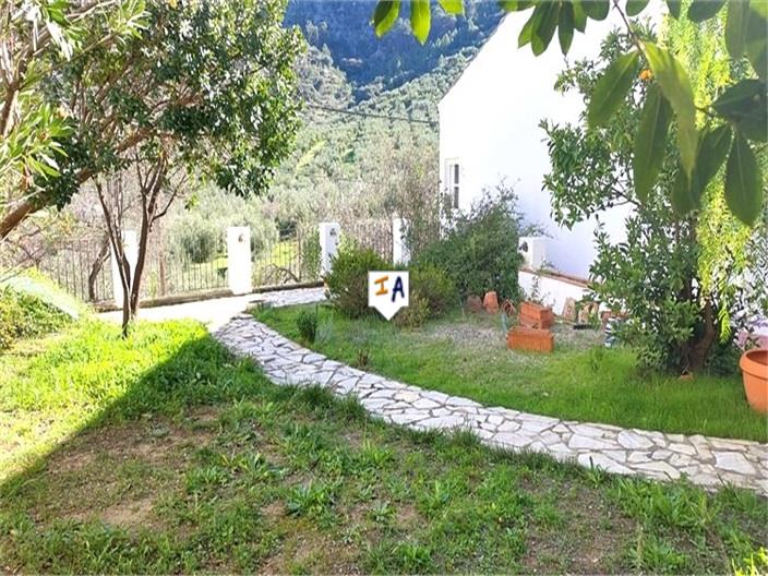 Image No.7-4 Bed House for sale