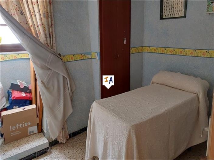 Image No.13-4 Bed House for sale