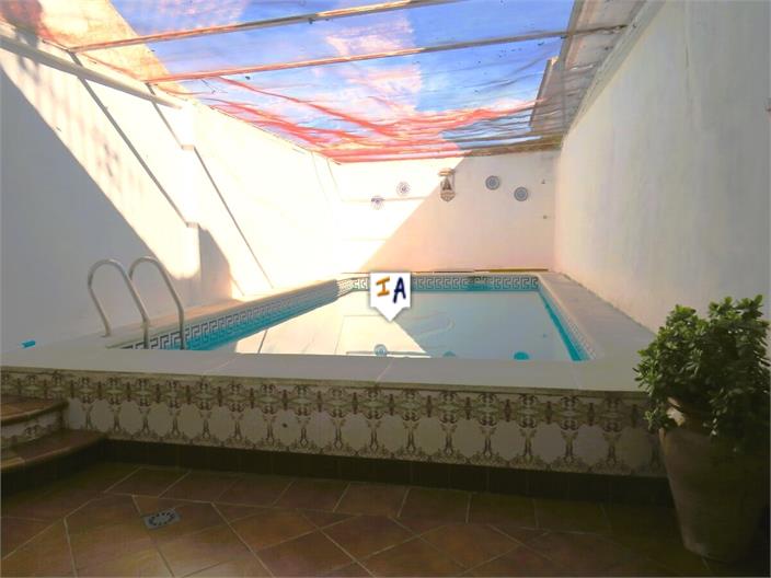 Image No.5-6 Bed House for sale