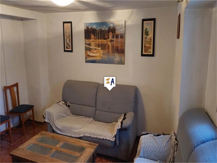 Image No.11-3 Bed House for sale