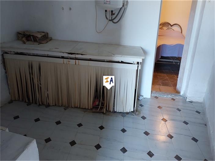 Image No.15-3 Bed House for sale