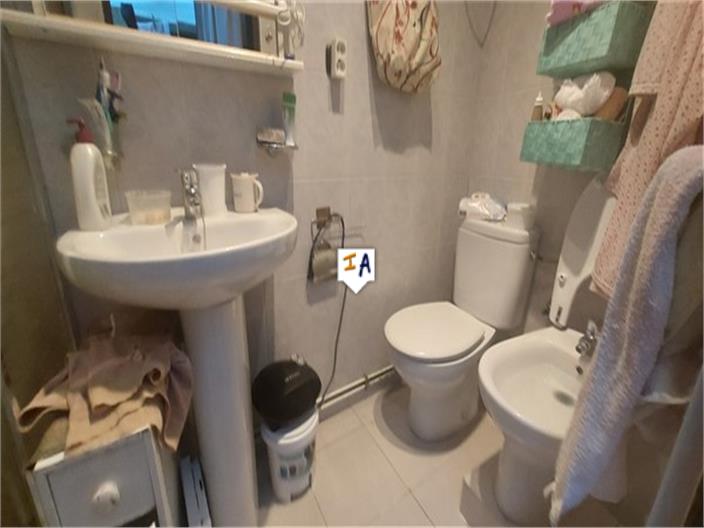 Image No.9-5 Bed House for sale