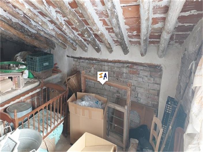 Image No.11-4 Bed House for sale