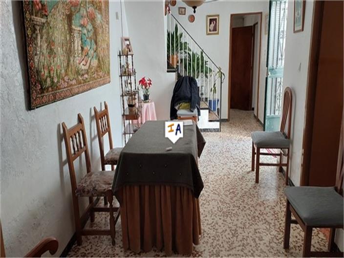 Image No.7-4 Bed House for sale