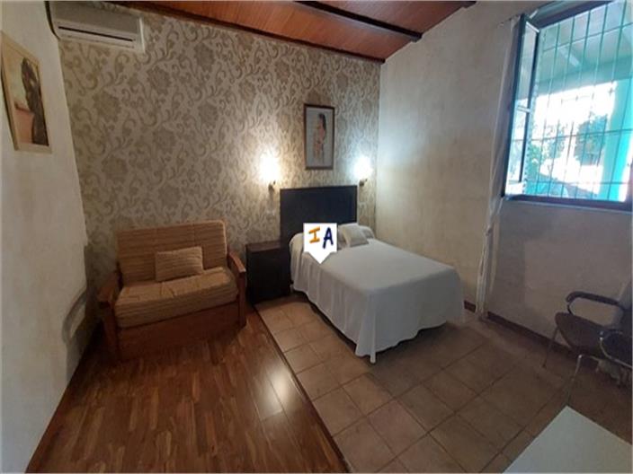 Image No.17-15 Bed Commercial for sale