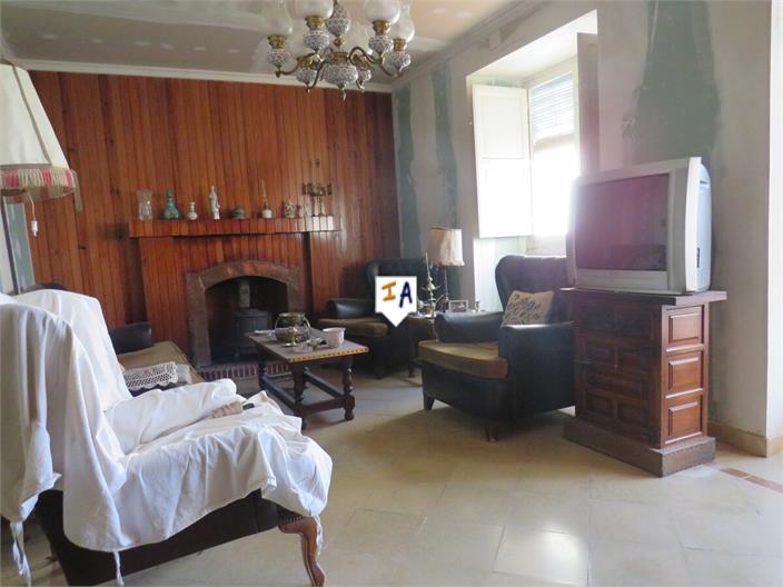 Image No.8-3 Bed House for sale