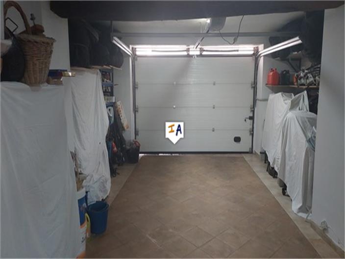 Image No.16-5 Bed House for sale