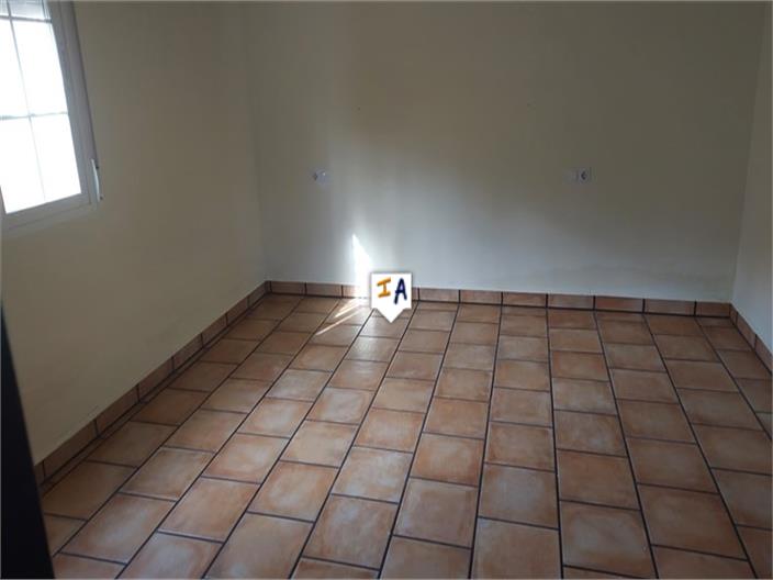 Image No.10-2 Bed House for sale