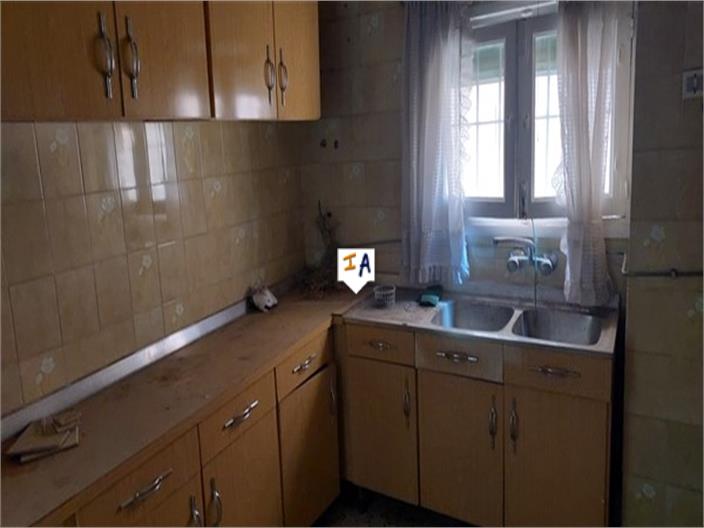 Image No.10-3 Bed House for sale