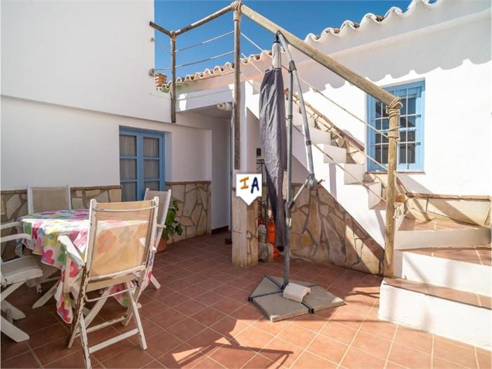 Image No.14-4 Bed House for sale