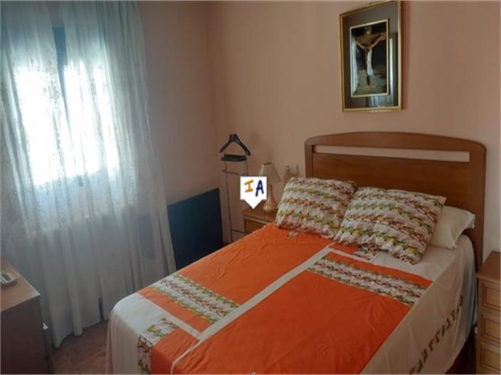 Image No.11-4 Bed House for sale