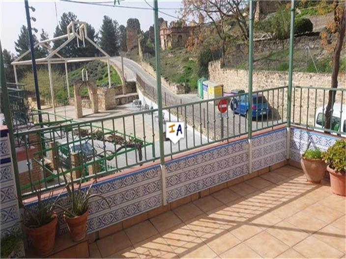 Image No.16-4 Bed House for sale