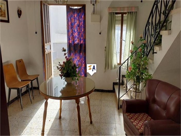 Image No.6-4 Bed House for sale