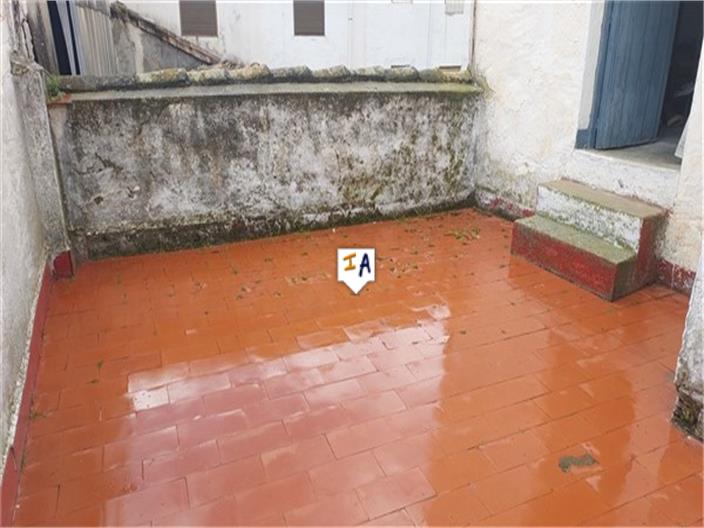 Image No.4-6 Bed House for sale