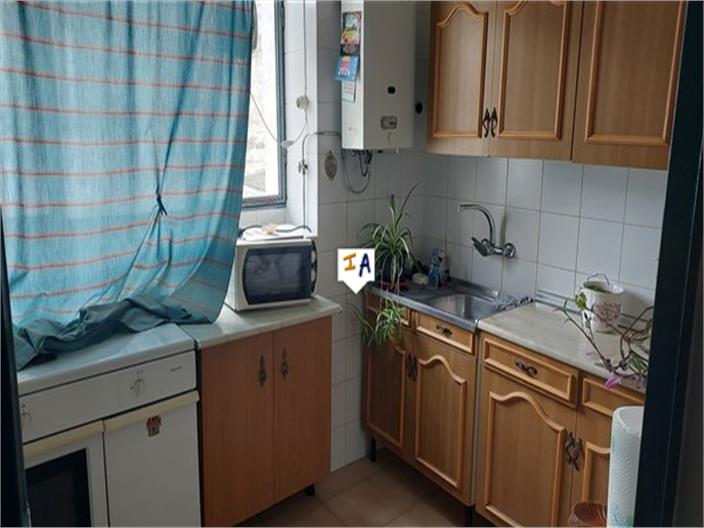 Image No.5-6 Bed House for sale