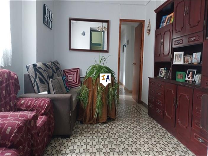 Image No.6-6 Bed House for sale