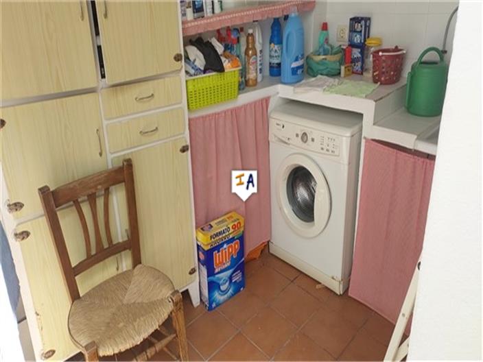 Image No.12-4 Bed House for sale