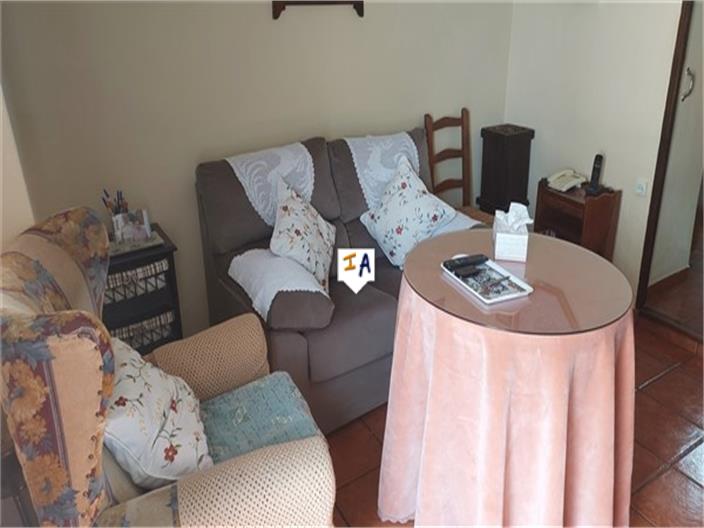 Image No.6-4 Bed House for sale