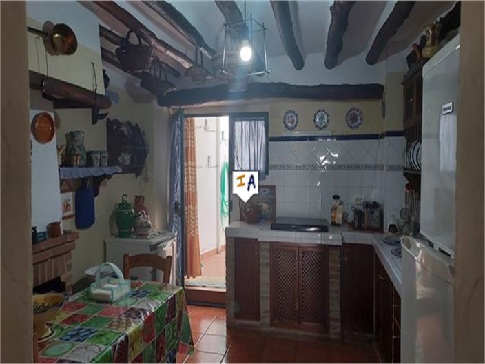 Image No.9-4 Bed House for sale