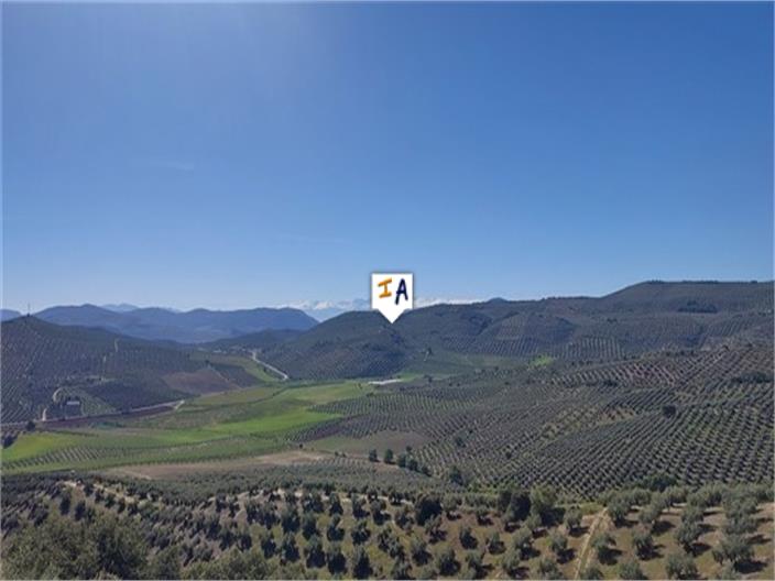 Image No.17-4 Bed Farmhouse for sale