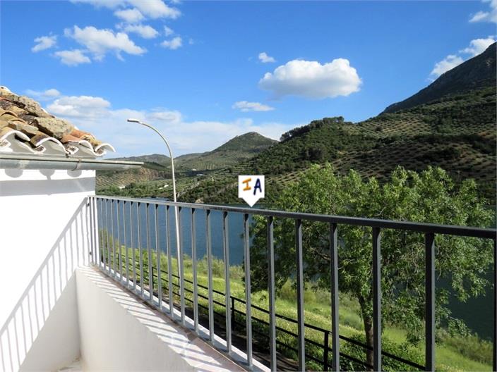 Image No.12-3 Bed House for sale