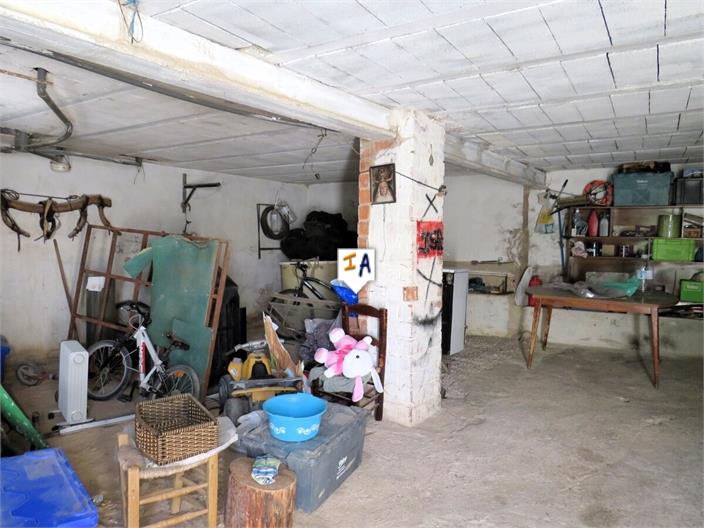 Image No.16-3 Bed House for sale