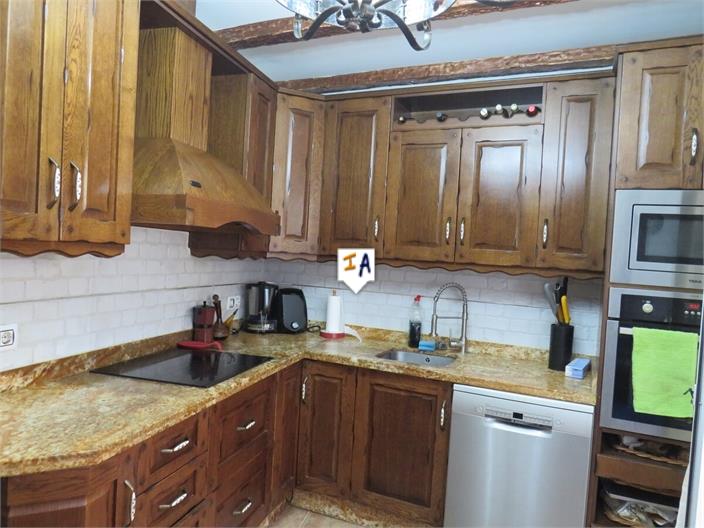 Image No.16-3 Bed House for sale