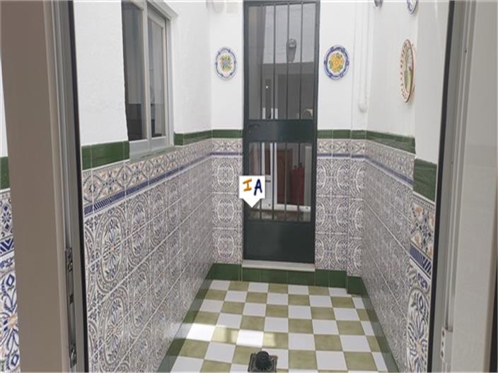 Image No.12-3 Bed House for sale