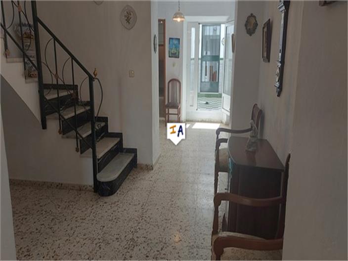 Image No.16-3 Bed House for sale