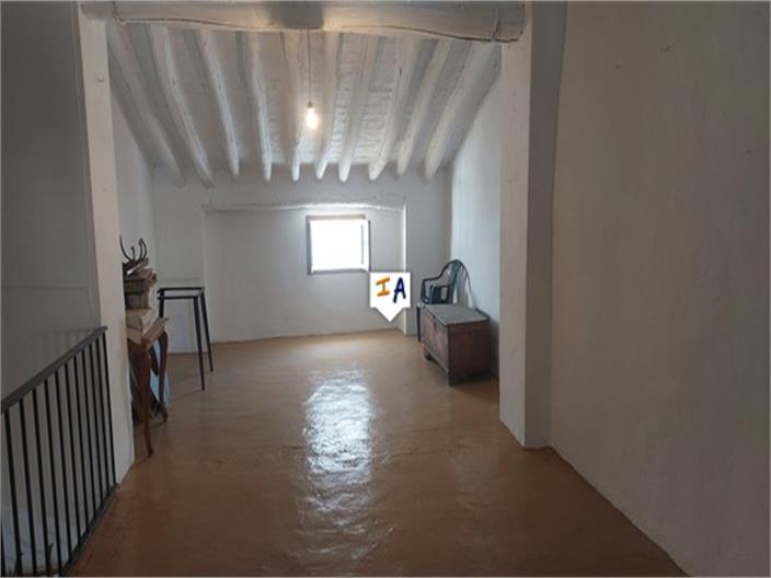 Image No.6-3 Bed House for sale