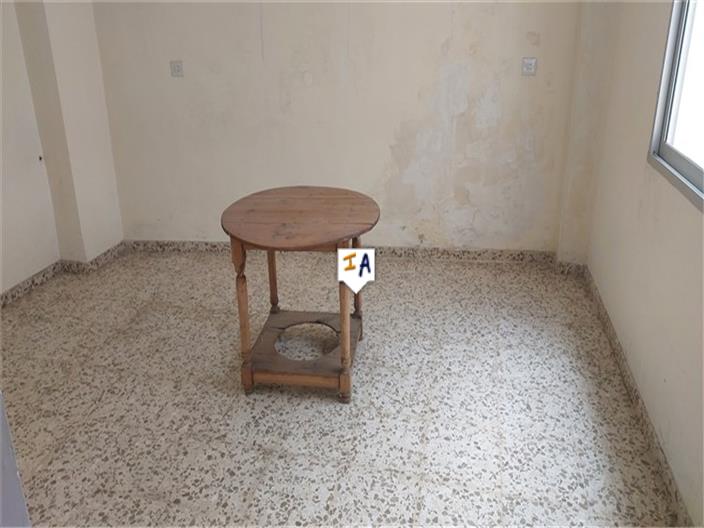 Image No.14-5 Bed House for sale