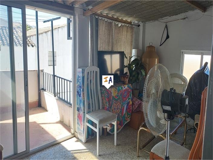 Image No.6-3 Bed House for sale